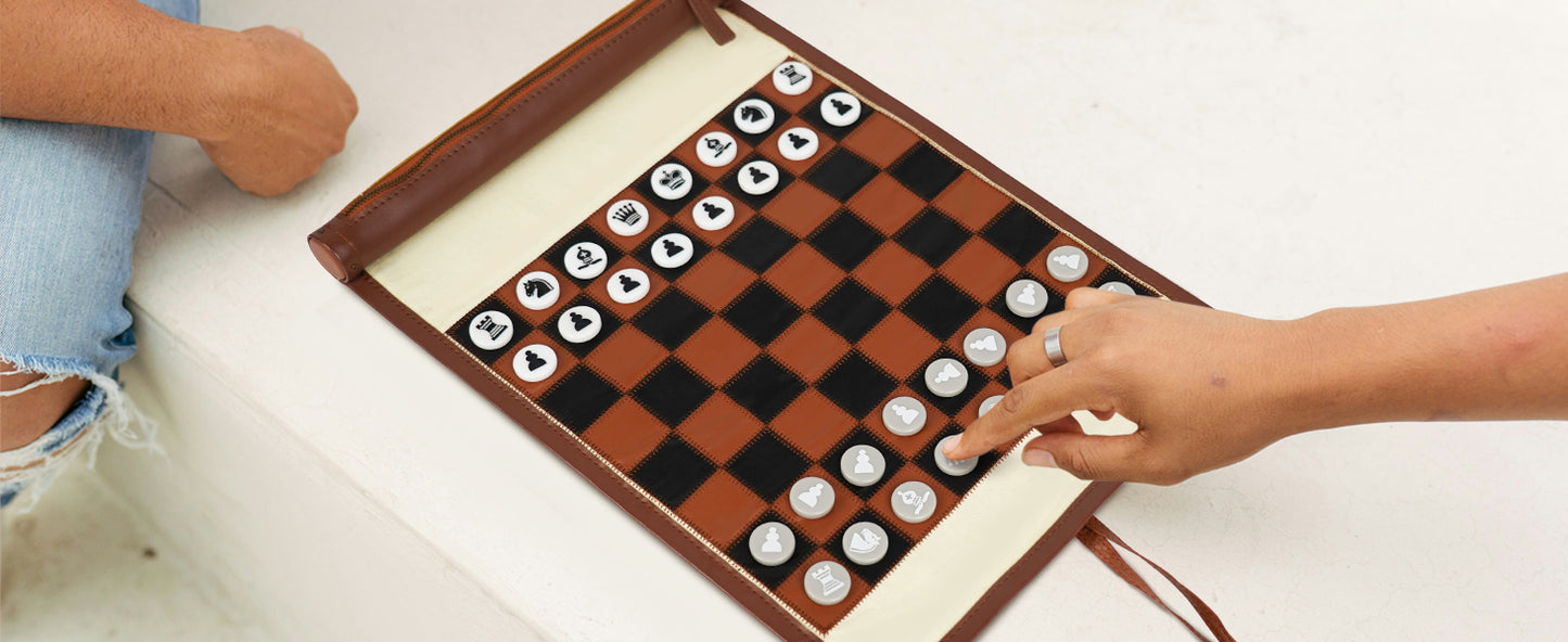 YOBRO Travel Chess Set