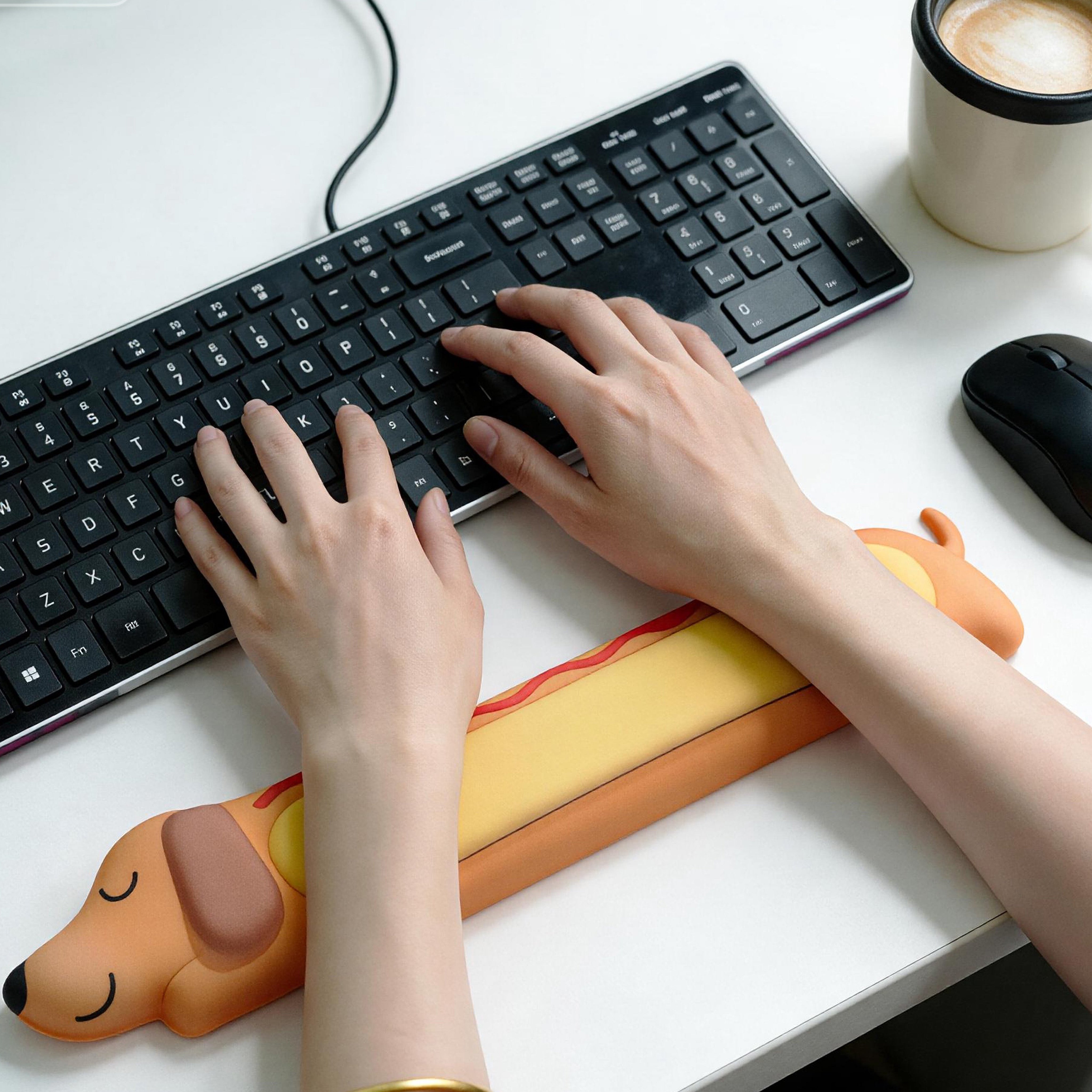 YOBRO Hot Dog Dachshund Wrist Rest for Keyboard – Funny Ergonomic Palm Support for Typing, Cute Desk Decor